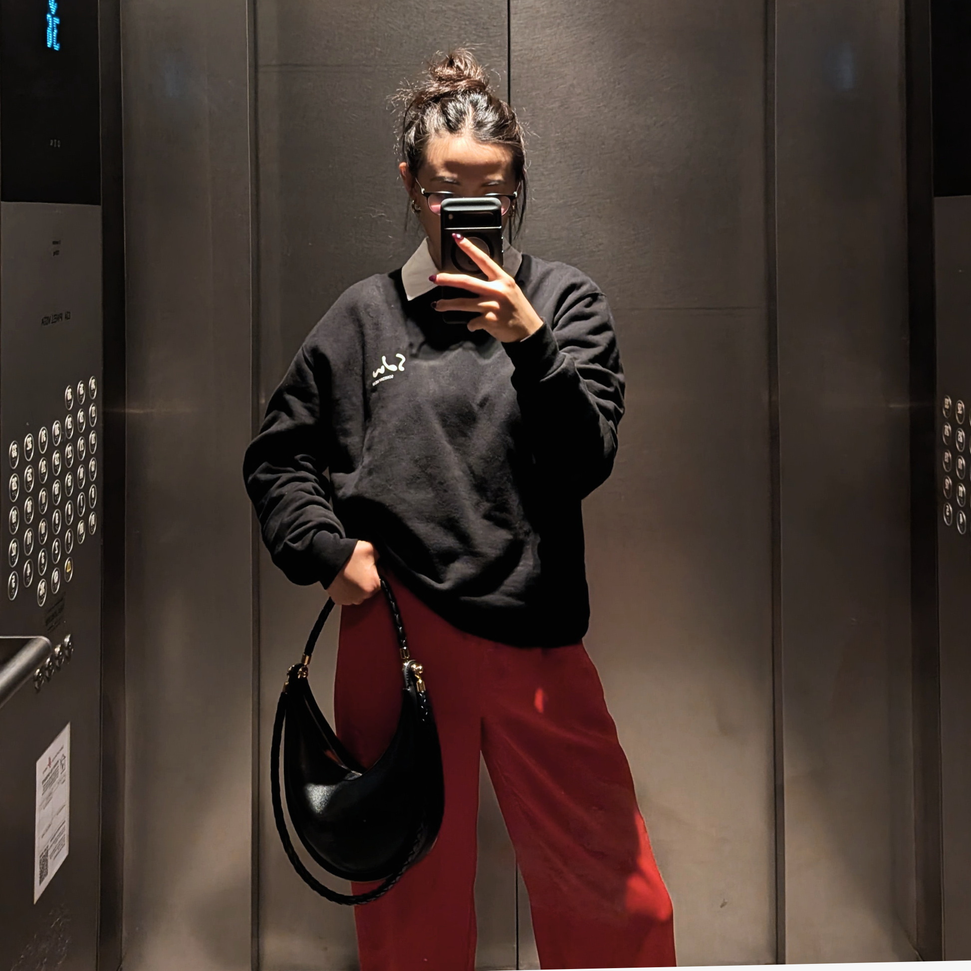 Someday is now sweatshirt - Made from heavier cotton and soft blends, these are pieces you reach for without thinking. Comfortable, easy to move in, and made to be worn often, at home, outside, or in between.