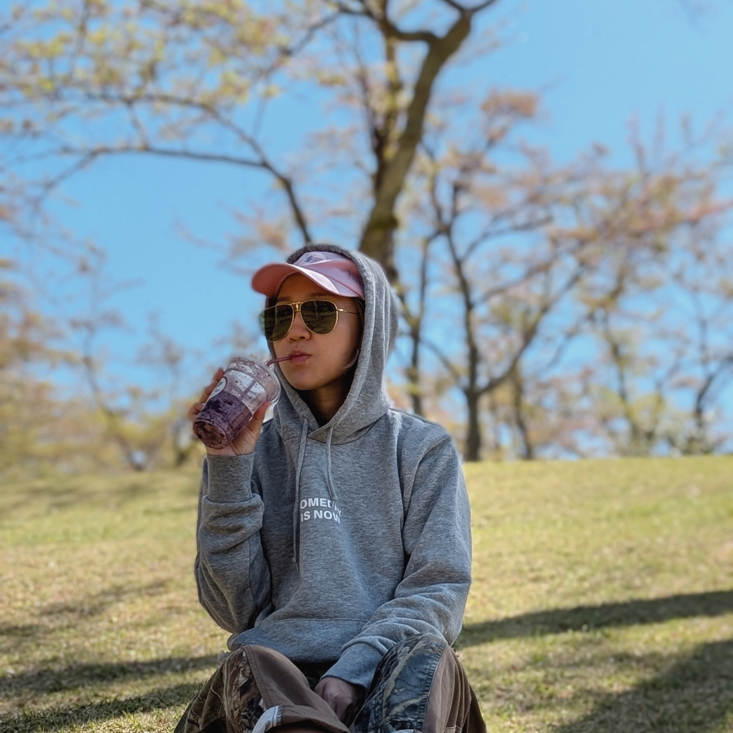 Grey hoodie you’ll reach for without thinking. Made from heavyweight cotton blend, this hoodie feels soft on the inside with enough weight to keep you warm without overheating. Comfortable on its own or layered, it’s the kind you end up wearing more often than planned.